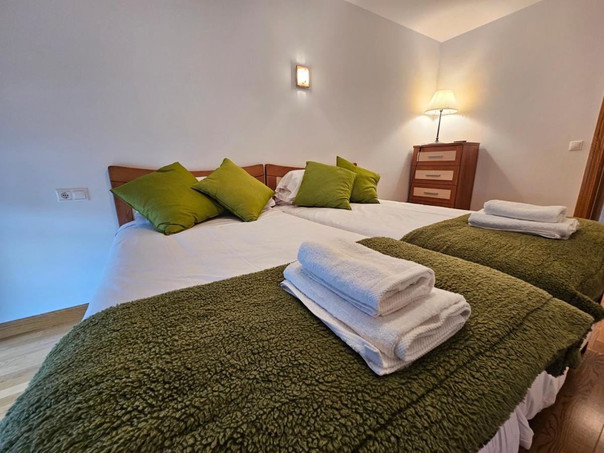 13B01 Apartamento Con Terraza Y Garaje Ribadesella Luaran gambar