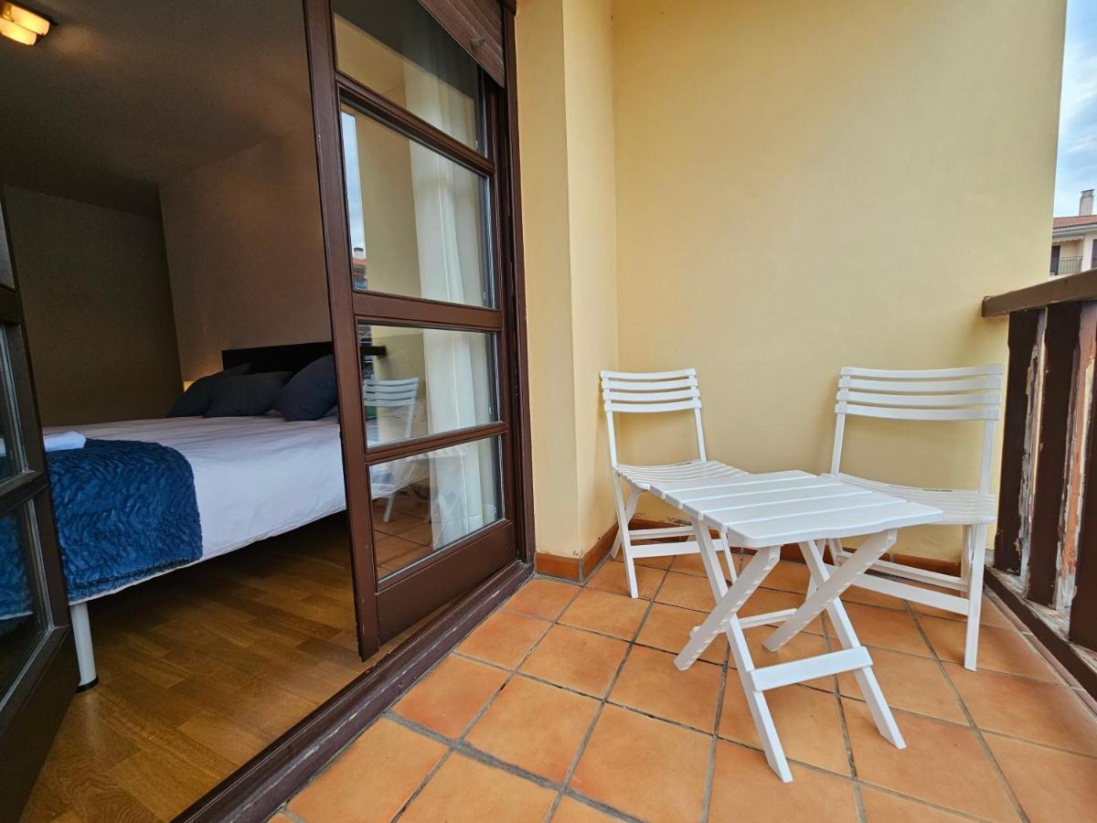 13B01 Apartamento Con Terraza Y Garaje Ribadesella Luaran gambar